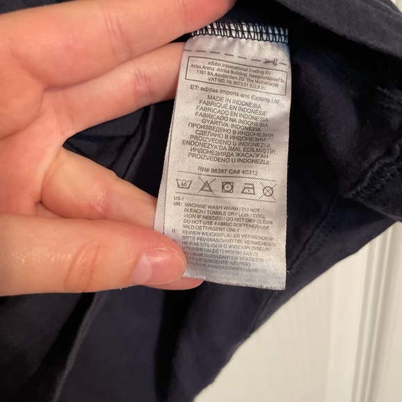 Adidas navy tshirt - Picture 4 of 7